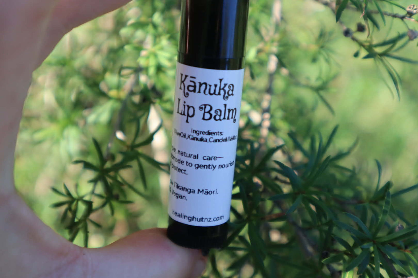Kānuka Lip Balm – Handmade Natural Lip Care, Soothing & Nourishing, Rongoā Skincare Aotearoa (5ml)