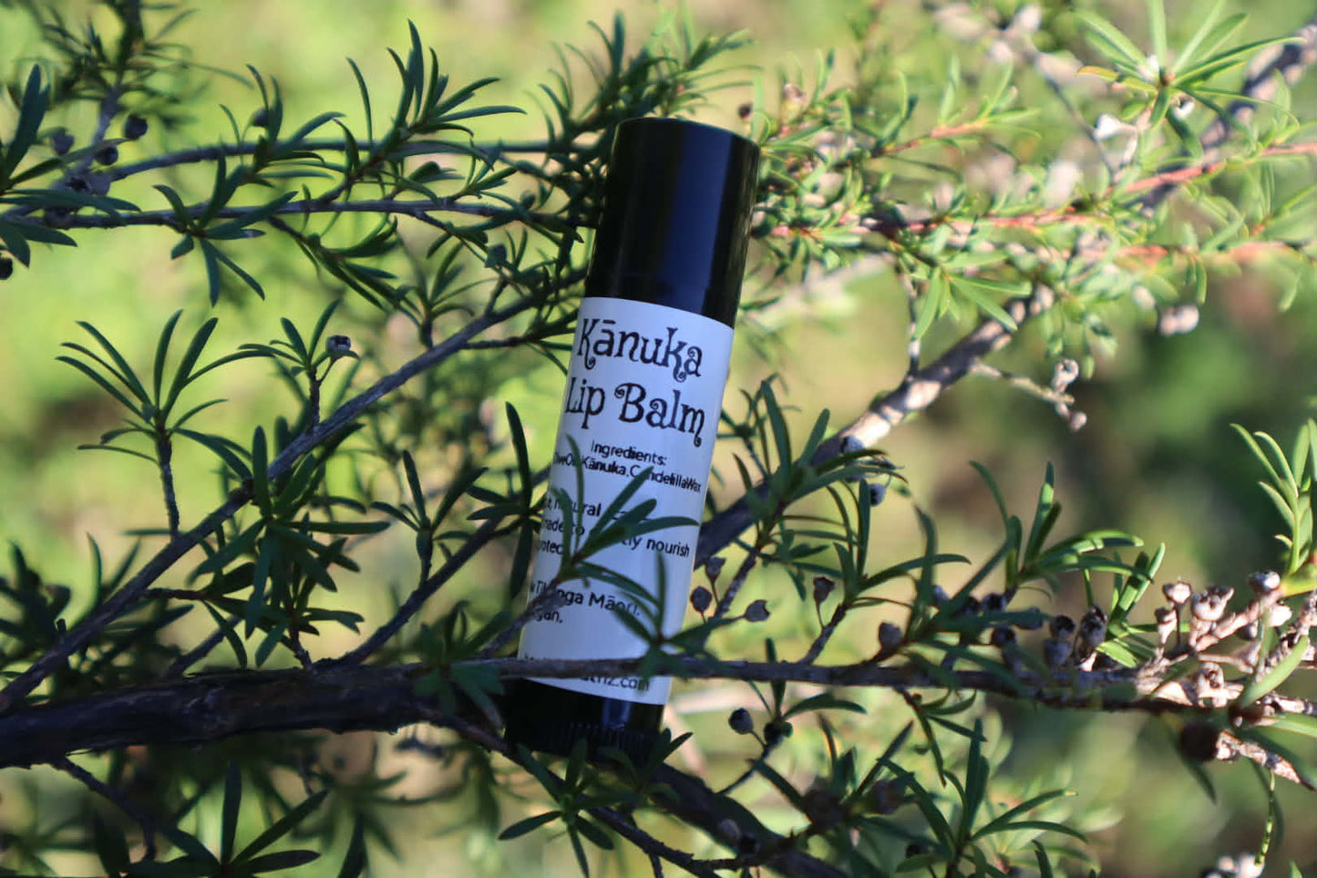 Kānuka Lip Balm – Handmade Natural Lip Care, Soothing & Nourishing, Rongoā Skincare Aotearoa (5ml)